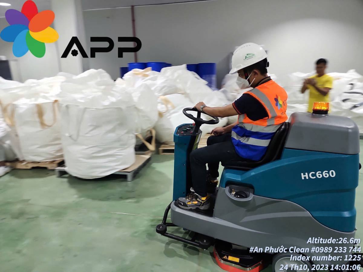 Dịch Vụ Vệ Sinh Nhà Xưởng Giá Tốt Nhất 2025