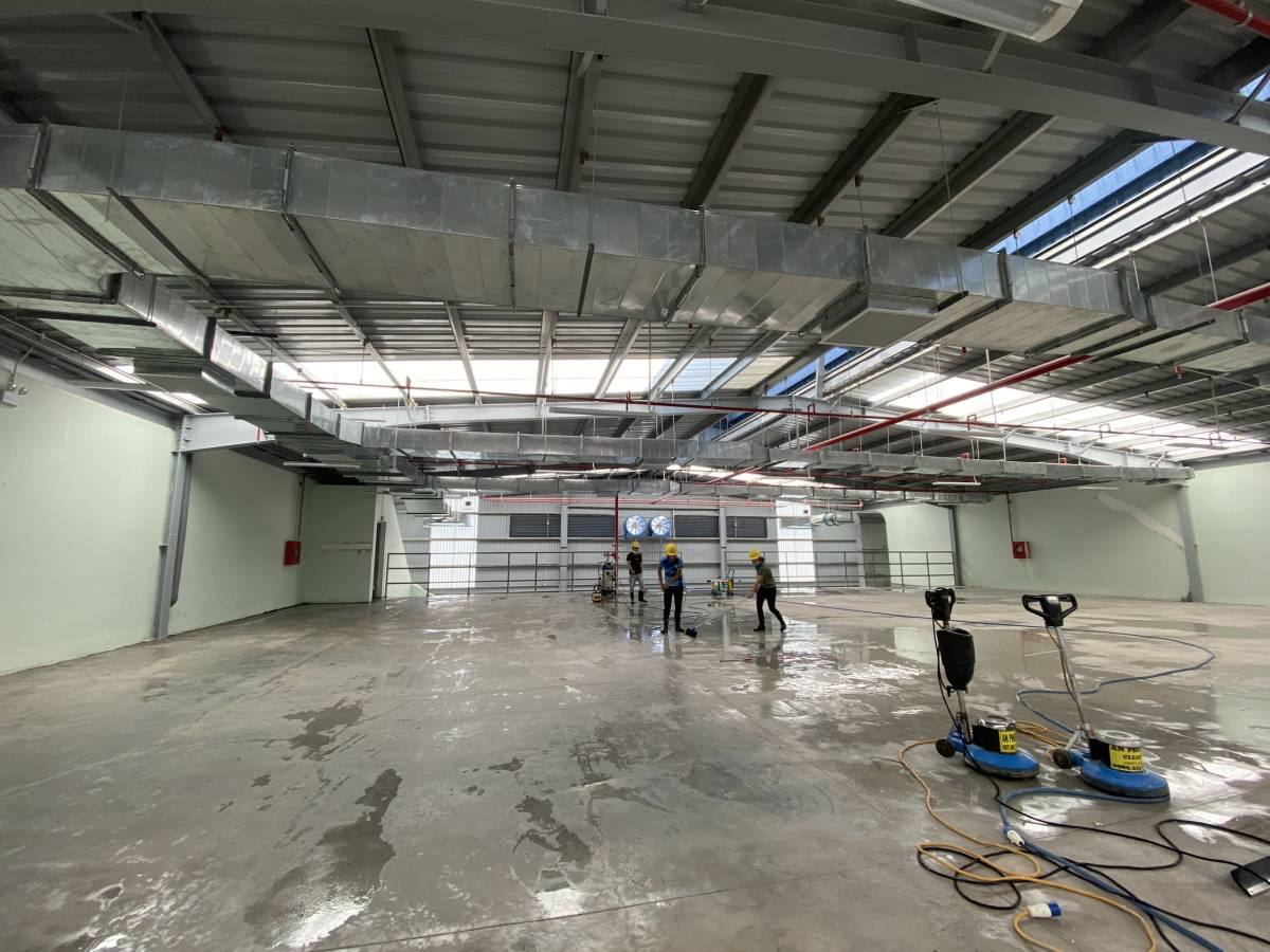 Tận Dụng Kỳ Nghỉ Lễ 30/4 - 1/5: Vệ Sinh Nhà Xưởng Chuyên Sâu Cùng An Phước Clean – Khởi Đầu Sản Xuất Mới Sạch Bóng