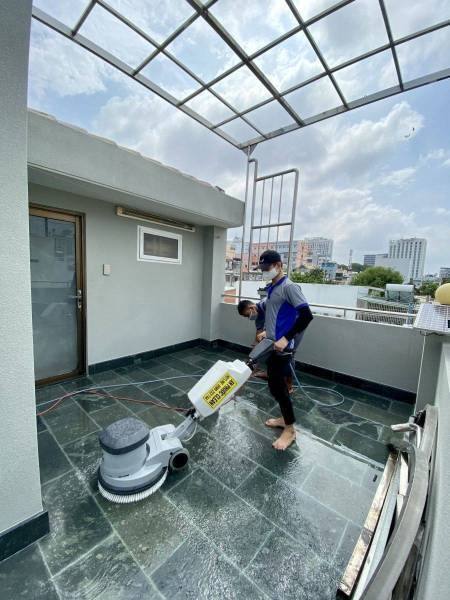 Máy chà sàn Nilfisk - máy vệ sinh nhà xưởng tốt Máy chà sàn Nilfisk - máy vệ sinh nhà xưởng tốt